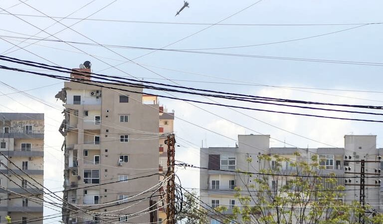 Malgré la trêve Iran-USA: Israël frappe massivement le Liban  ‎