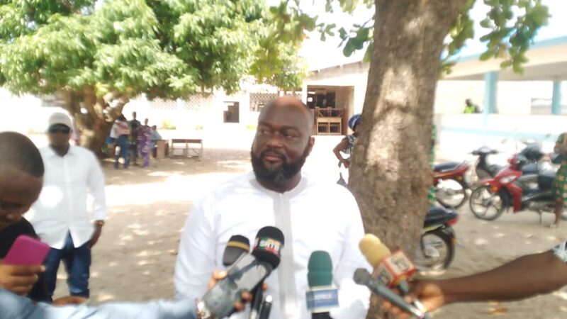 Après son vote : Rock Hounwanou appelle à une mobilisation massive des électeurs