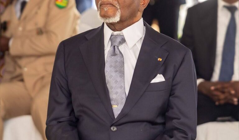 Fête nationale du Togo: Lomé tient son premier défilé sous le régime parlementaire, le président de la République grand absent