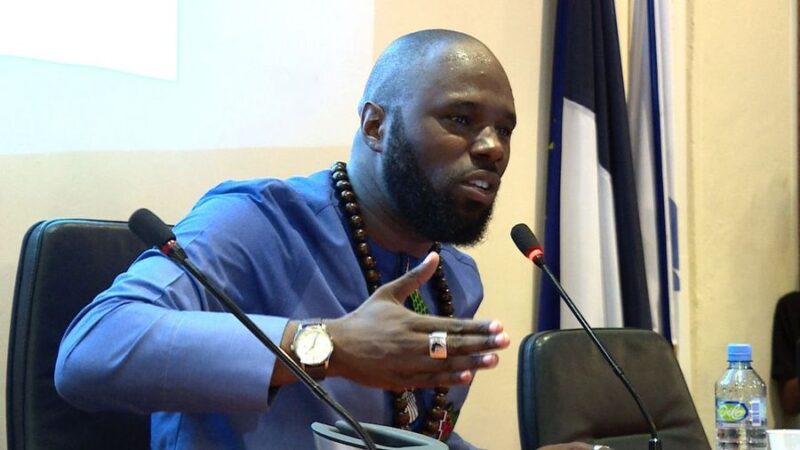 Arrêté en Afrique du Sud: Kemi Séba préfère être extradé au Niger 