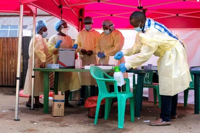 Epidémie d’Ebola en RDC: 80 morts selon le gouvernement congolais, 65 selon l’UA  
