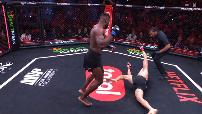 MMA : Francis N&rsquo;Gannou revient sur le ring et détruit le Brésilien Philipe Lins dès le 1er round (vidéo)