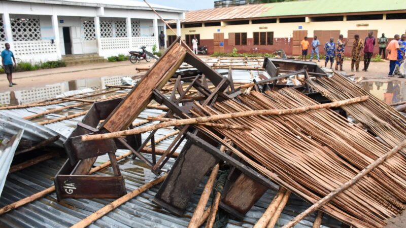 Pluies à Cotonou : plusieurs blessés après l&rsquo;effondrement d’un mur à l’EPP Yénawa-Daho   ‎