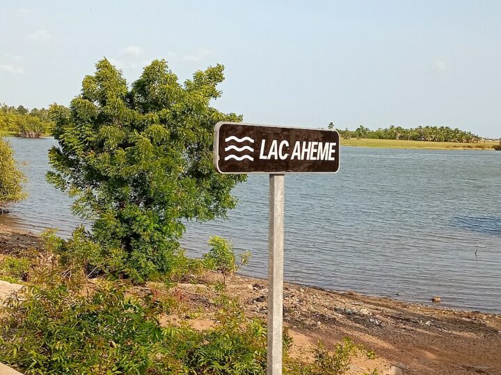 Bénin : Le gouvernement adopte un plan stratégique 2026-2030 pour le développement du Lac Ahémé et de ses chenaux  ‎