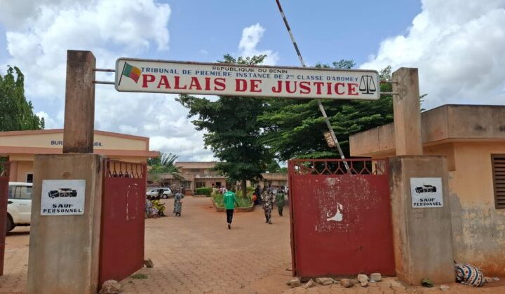 Tribunal d&rsquo;Abomey: Une tentative présumée de corruption déjouée avant un procès  ‎