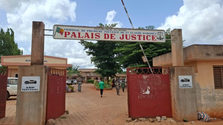 Tribunal d&rsquo;Abomey: Une tentative présumée de corruption déjouée avant un procès  ‎