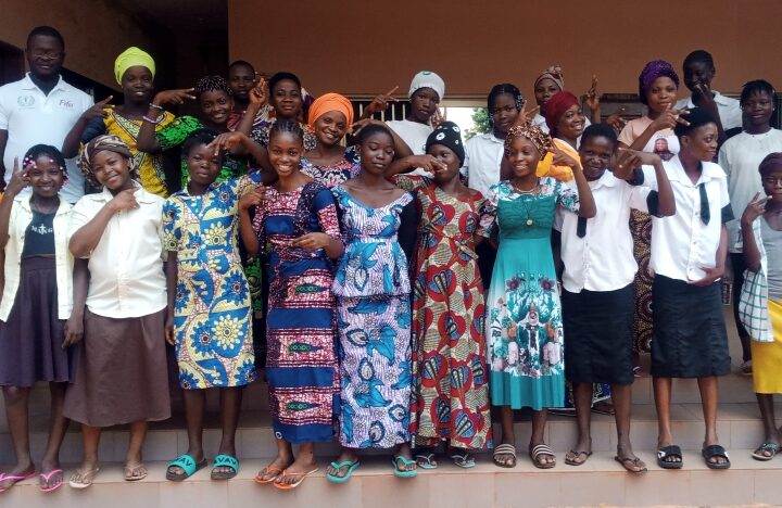 Protection des jeunes filles à Zè : l&rsquo;ONG ESA-BÉNIN renforce la sensibilisation sur les IST et les violences basées sur le genre