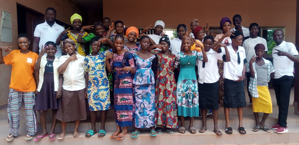 Protection des jeunes filles à Zè : l&rsquo;ONG ESA-BÉNIN renforce la sensibilisation sur les IST et les violences basées sur le genre