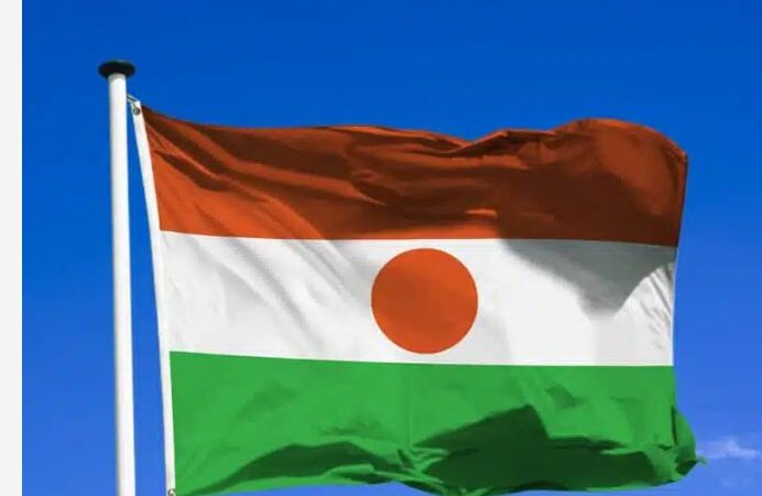 Niger : de violents tirs à l&rsquo;arme lourde à l&rsquo;aéroport de Niamey