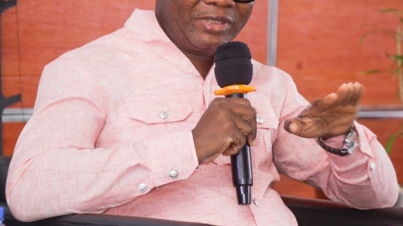 Justice climatique au Bénin : le maire Carlos Yao Ayikpe plaide pour une réponse renforcée face aux défis de Grand-Popo