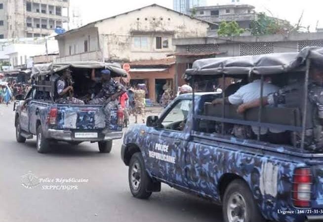 Bénin: 24 individus arrêtés au pont Okpara pour présumé trafic de migrants