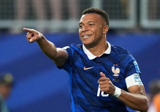 16es de finale face à la Suède : La France, tout en maîtrise