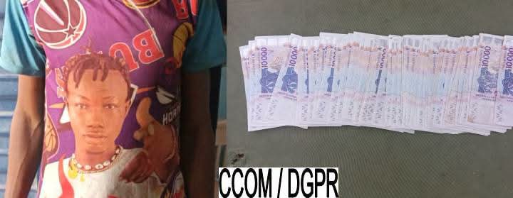 Traffic de faux billets : un individu arrêté à Tchikandou, une saisie de 84 faux billets en coupures de 10 000 FCFA 