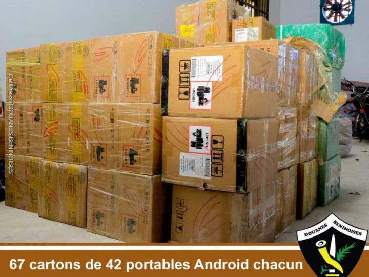 Saisie record à Hilacondji : 5574 téléphones Android saisis par la douane et mis sous scellés 