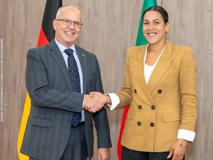 Bénin – Allemagne : la ministre Corinne Amori Brunet et l&rsquo;ambassadeur Stefan Buchwald veulent donner un nouvel élan à la coopération bilatérale 