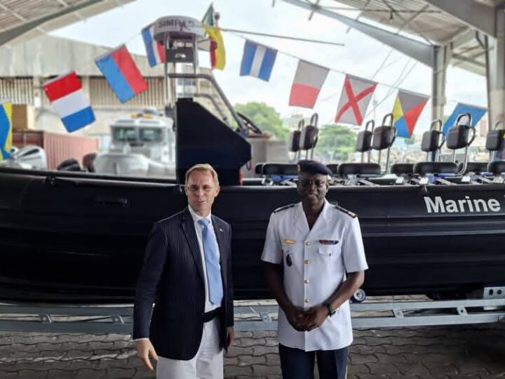 Coopération militaire : Le Bénin reçoit un nouvel intercepteur offert par l&rsquo;Union européenne pour renforcer sa Marine  ‎