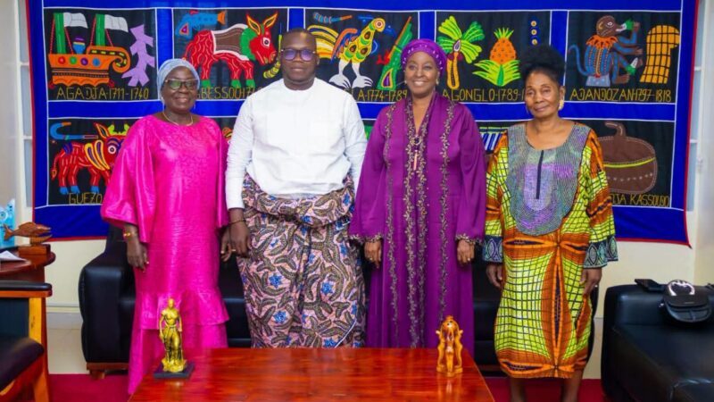 Abomey : le maire Franck Métolé Kpassassi et le REFELA-Bénin s’allient pour former la prochaine génération de femmes leaders  ‎
