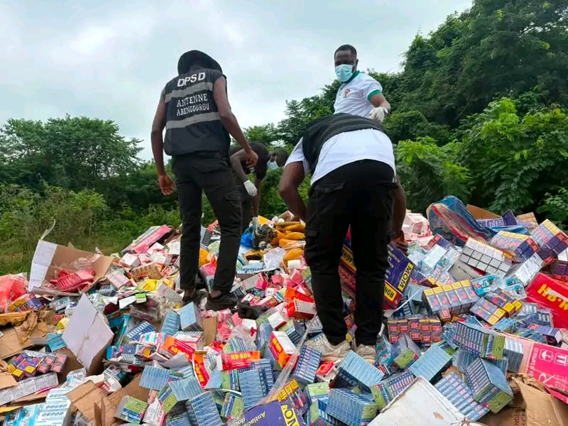 Côte d’Ivoire : plus de 25 tonnes de produits illicites détruites