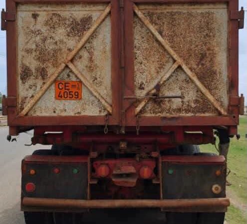 Bénin: grâce aux drones, la Douane intercepte un camion-benne chargé de cigarettes 