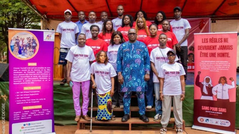 Journée internationale de la jeunesse à Abomey : le maire Franck Kpassassi plaide pour la dignité menstruelle des filles et des femmes