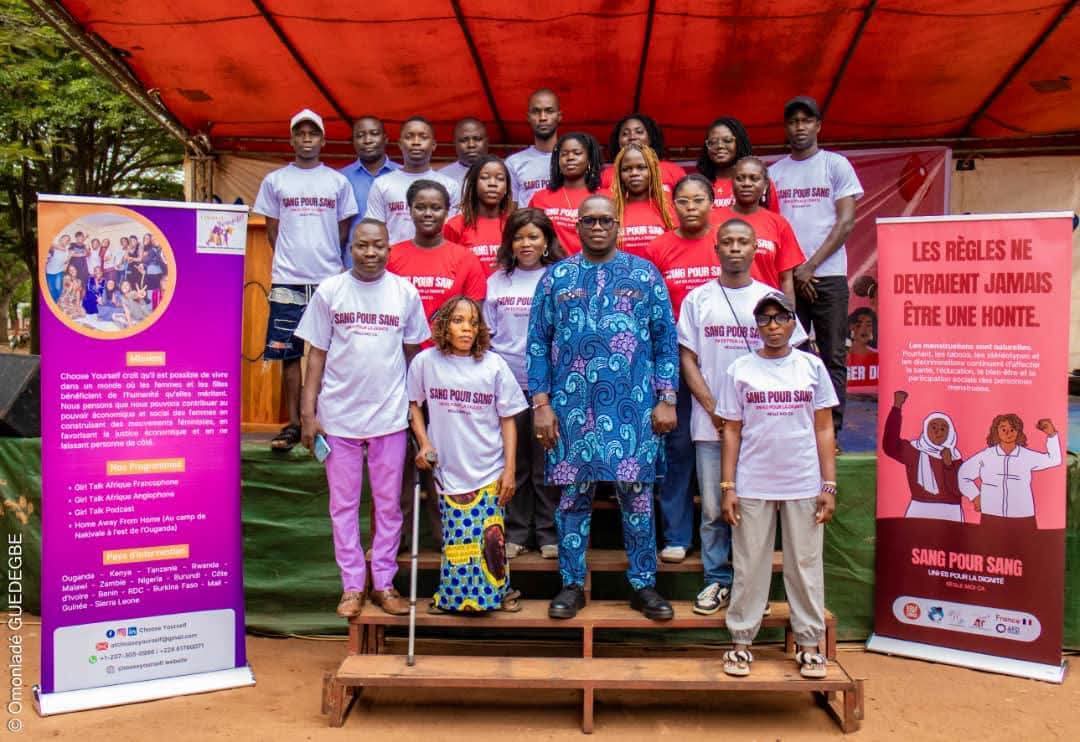 Journée internationale de la jeunesse à Abomey : le maire Franck Kpassassi plaide pour la dignité menstruelle des filles et des femmes