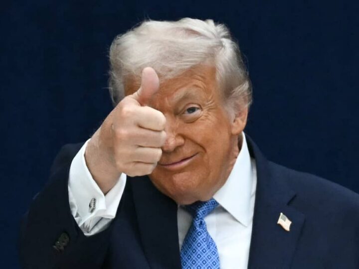 Donald Trump et son assistante : ces mots d&rsquo;amour qui alimentent la rumeur d&rsquo;une relation extraconjugale