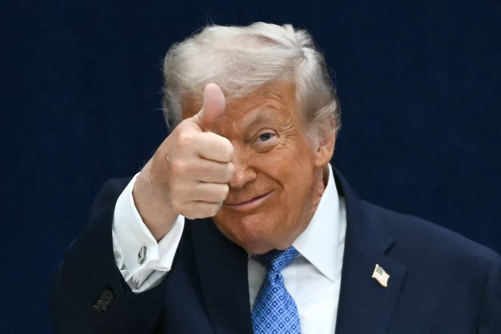 Donald Trump et son assistante : ces mots d&rsquo;amour qui alimentent la rumeur d&rsquo;une relation extraconjugale