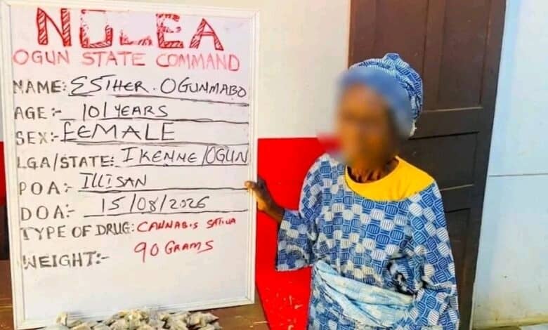 Nigeria : une vieille femme de 101 ans interpellée pour trafic de cannabis 