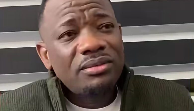 Regards croisés : Steve Amoussou ou Frère Hounvi ? L’énigme reste entière