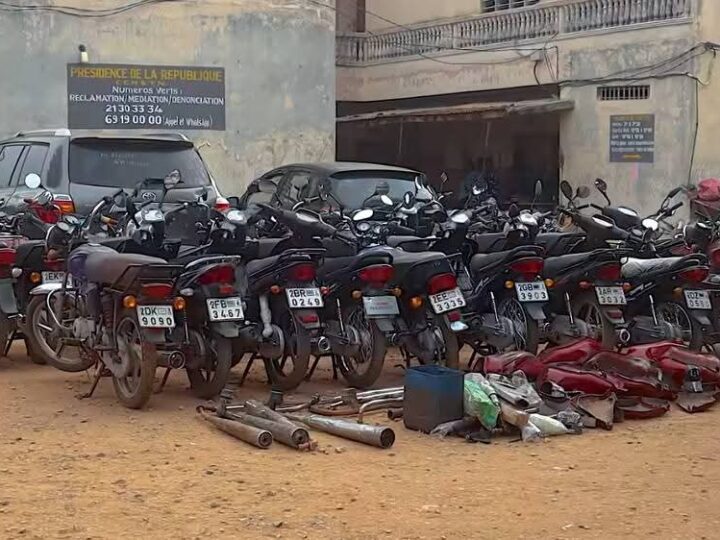 25 motos saisies chez un receleur: les populations invitées à récupérer leurs engins volés 