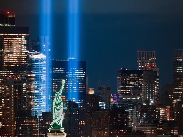 11-Septembre : « Nous n’oublions pas», Emmanuel Macron