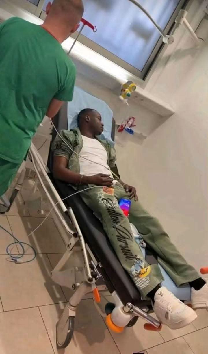 Musique: Sidiki Diabaté victime d’un malaise à Paris, son concert à l’Accor Arena reporté