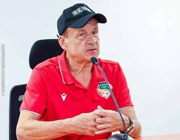 Football : Gernot Rohr va-t-il prolonger son contrat avec les Guépards ?