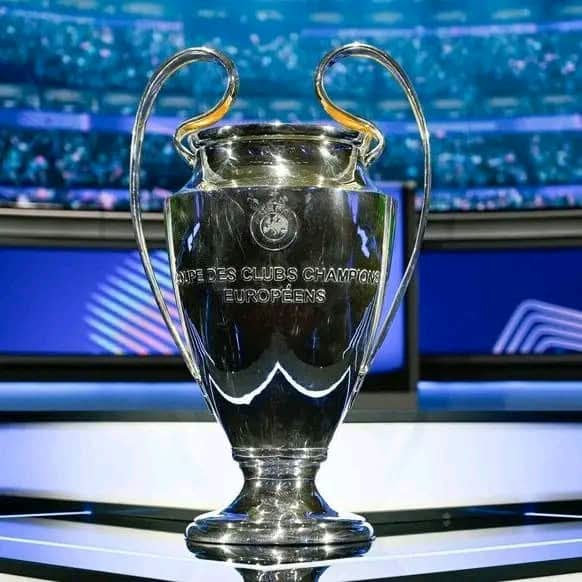 Ligue des Champions : le PSG fait tomber le Barça, Liverpool renverse Villarreal, le festival de buts de la J3  ‎