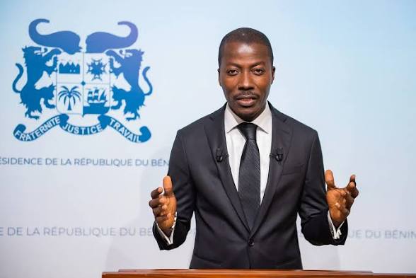 Actions gouvernementales : Le porte-parole Wilfried Léandre Houngbédji clarifie la conjoncture du carburant, défend les pôles de développement et assume le budget 2027