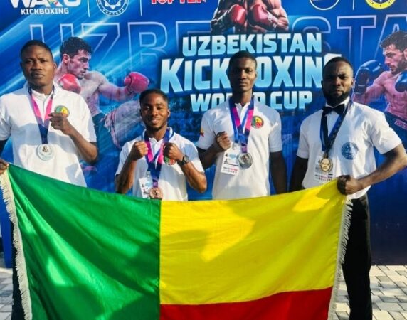 Championnat du monde de Kick-boxing : trois médailles et une distinction pour le Bénin